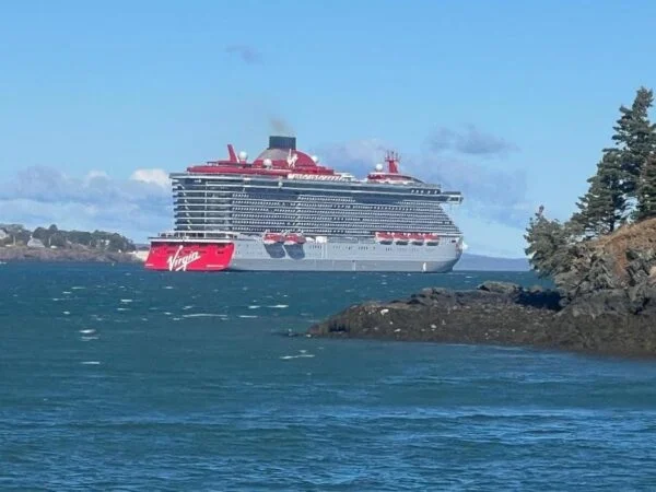 Cruiseship